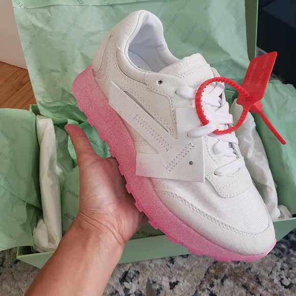 Off-White Shoes - Authentic! Brand New Off-white HG runner,size 37